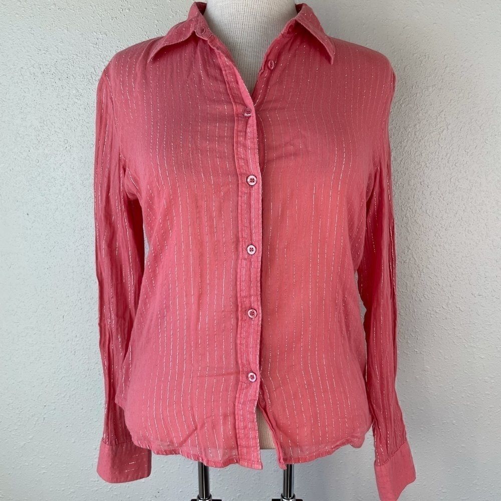 DCC Missy Button Down Shirt Size M EUC